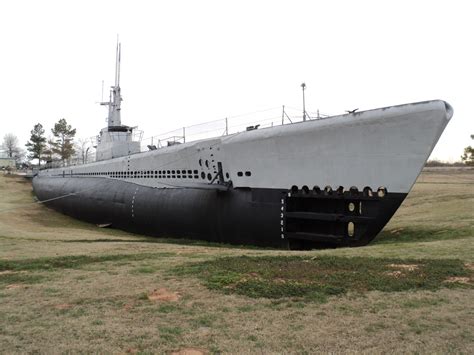 Veterans Saved the USS Batfish (SS-310) By Moving It to a Soybean Field ...