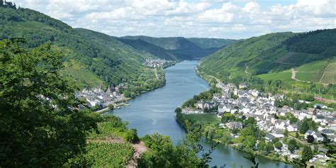 Moselle River Germany : Road Trip Through Mosel River Wine Country ...