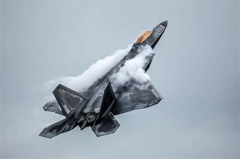 Black F 22 Raptor - Top Defense Systems