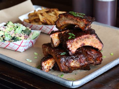 Dallas gets taste of St. Louis BBQ with debut of Sugarfire Smoke House ...