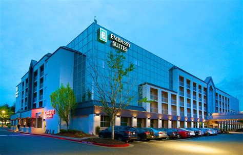 Embassy Suites by Hilton Seattle Bellevue in Seattle, WA | Expedia