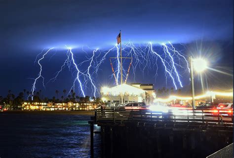 Check out these incredible photos of lightning strikes across Southern ...