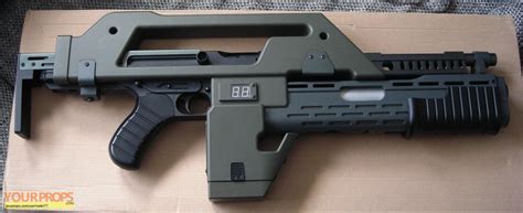 Aliens M41-A Pulse Rifle replica movie prop