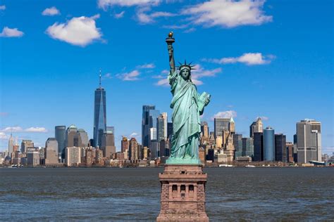 STATUE OF LIBERTY & ELLIS ISLAND: SEPTEMBER 4, 2021 - Wade Tours Bus Tours