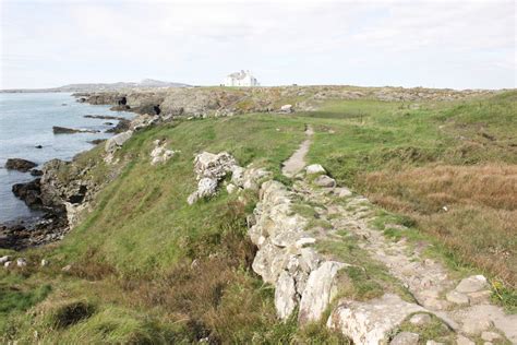 The Anglesey Coastal Path approaching... © Jeff Buck cc-by-sa/2.0 ...