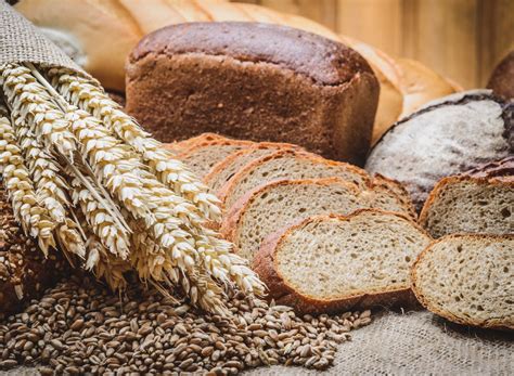 The #1 Best Whole Wheat Bread to Buy, Says Dietitian — Eat This Not That