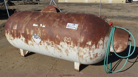 500 gallon propane tank in Liberal, KS | Item J6797 sold | Purple Wave