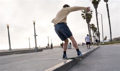 Park vs Street Skateboarding: Which is a Better Choice?