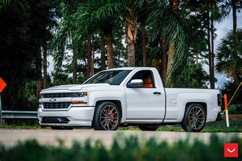 CHEVY SILVERADO - HYBRID FORGED SERIES: HF6-1 - Vossen Wheels