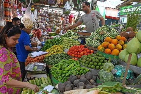 Vegetable prices | Prices stay ahead of task force set up by the state ...