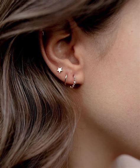 Pin by Caorlin lako on •Piercing• | Minimalist ear piercings, Earings ...