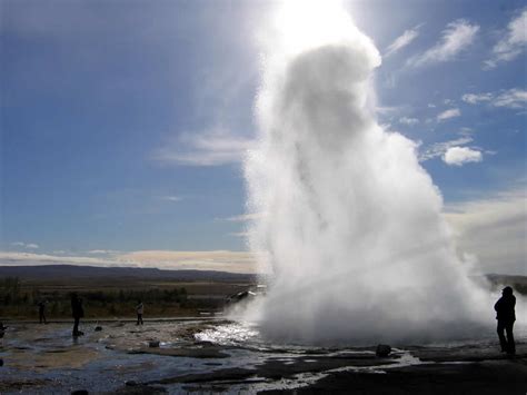 Geysir eruption | And this is finally the famous Geysir that… | Flickr