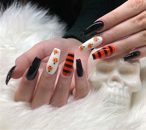 23 Most Beautiful Halloween Acrylic Nails – StayGlam