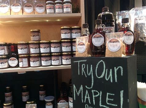 Very Dark Maple Syrup – Forbes Wild Foods