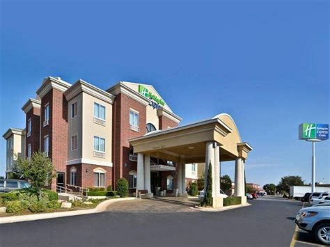 Holiday Inn Express Hotel & Suites Abilene Mall South in Abilene (TX ...