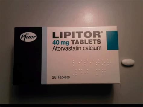 Atorvastatin (Generic Lipitor): Uses, Dosage & Side Effects | Live Science