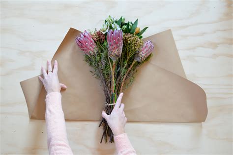 The Secret To Wrapping A Basic Bouquet So It Looks Beyond Lovely | Wrap ...