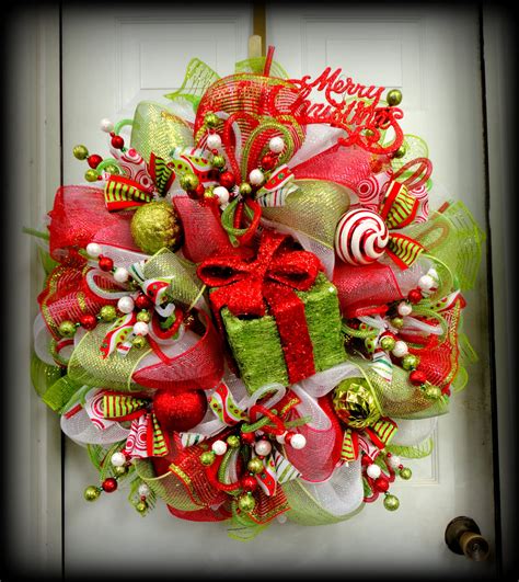 20 Astonishing Handmade Christmas Wreaths