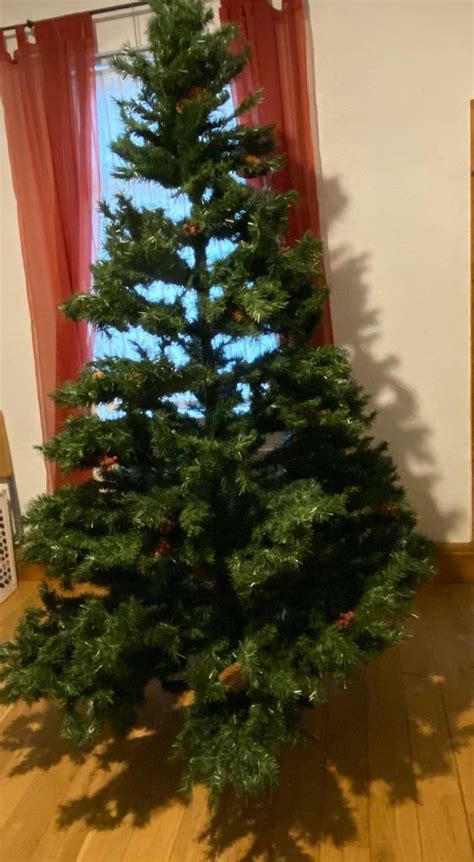 8 foot Christmas tree | in Newcastle, Tyne and Wear | Gumtree