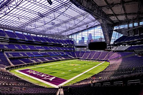 Vikings fans can enjoy outdoor feel at U.S. Bank Stadium - Duluth News ...