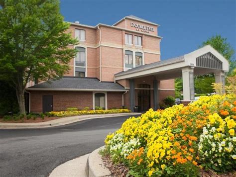 Budget Hotel in Alpharetta (GA) : DoubleTree by Hilton Atlanta ...