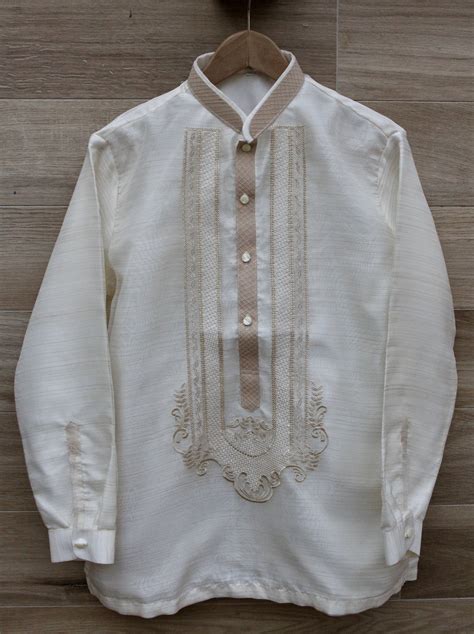 Men’s Barong Tagalog Organza with Lining (size M) – Filshopper Singapore