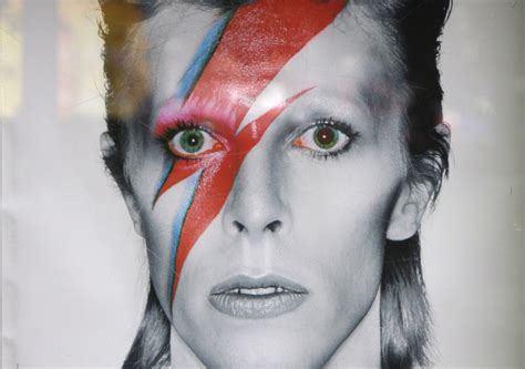 Germany Thanks 'Hero' David Bowie For Bringing Down Berlin Wall