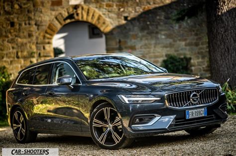 Volvo V60 D4 Inscription: The Swedish Station Wagon - Review