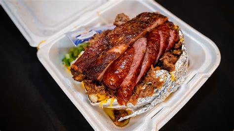 22 Popular BBQ Restaurants In Houston, Ranked