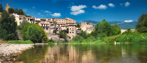 Image of Medieval bridge, Besalú by Gert Lucas | 1042673