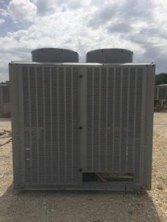 CARRIER - 250 Ton Air Cooled Chiller | Texas Used Chillers