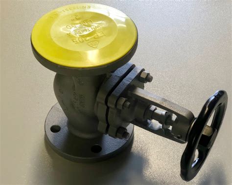 ARI Armaturen Valves - I.S.S. INDUSTRIAL & SHIP SERVICES BV