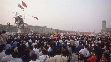 Tiananmen Square Protests: 1989, Massacre & Tank Man | HISTORY