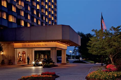 Atlanta: The Ritz-Carlton in Buckhead | Top 10 hotels, Luxury hotel ...