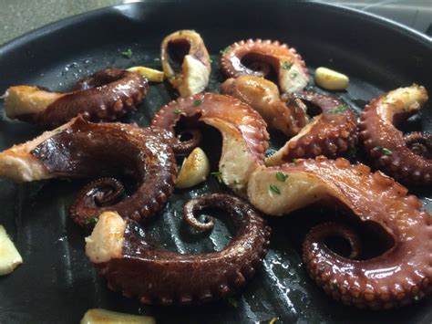 Fried octopus - gaswne