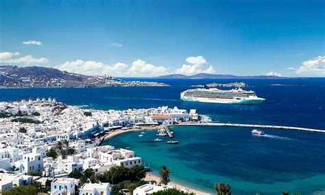 Greek Isles Cruises: 10 Things to Do in Mykonos | NCL Travel Blog