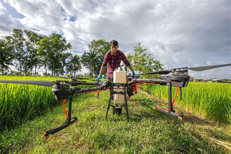 Agricultural drones market to hit revenue of US$ 14,237.6 million by ...