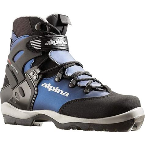 Best Women’s Cross-Country Ski Boots – Footwear News