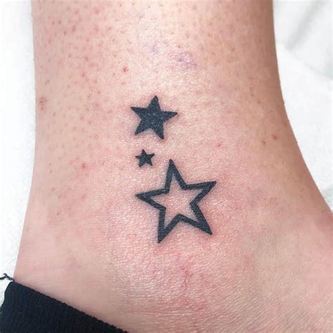 Share 77+ star tattoo collarbone - in.cdgdbentre