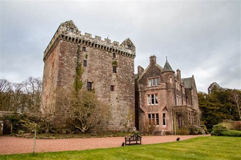 Comlongon Castle | Castle in Ruthwell, Dumfriesshire | Stravaiging ...