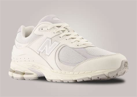 New Balance's 2002R White Sea Salt Is Outrageously Clean - Sneaker News