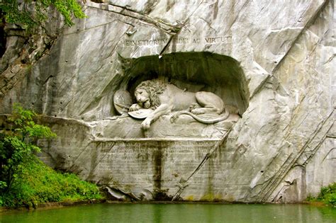 Löwendenkmal (Lion Monument): Lucerne, Switzerland | Lion monument ...