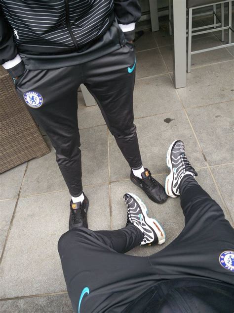 Nike Chelsea | Socks aesthetic outfit, Soccer aesthetic boy, Socks ...