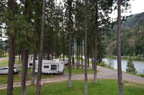 This Laid Back Montana Camping Resort Will Be Your New Favorite Summer ...