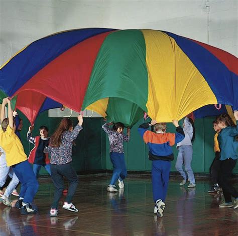 The Elementary Gym Parachute Game : r/nostalgia