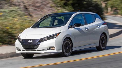 2023 Nissan LEAF Buyer's Guide: Reviews, Specs, Comparisons