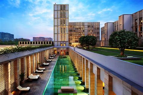 10 Best 5-Star Hotels in New Delhi