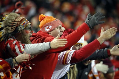 The Super Bowl-Bound Chiefs Unite Kansas City But Alienate Some Native ...