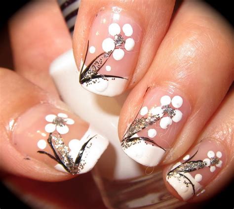 80+ Black And White Nail Designs | Styletic