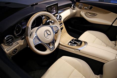 Mercedes-Benz C-Class Cabriolet A205 Interior Unveiled - autoevolution